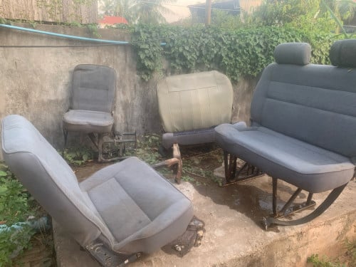 កៅអីសាំយ៉ុង