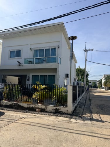 ផ្ទះលក់បន្ទាន់