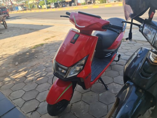 លក់ម៉ូតូអាគុយជិះបាន80kmល្បឿនបាន70km/1h