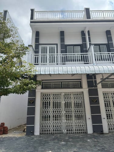 ផ្ទះលក់ Eo+E1