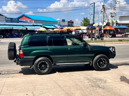 លក់ Land Cruiser off-road 2001 អារ៉ាប់ ម៉ាស៊ីនម៉ាស៊ូត