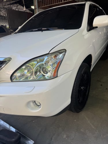 ថ្មីណាស់RX400h