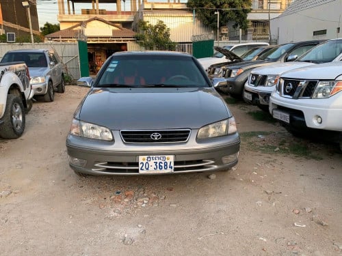 🚘ឆ្នាំ98/ឡានស្អាតថ្មីអត់មានបុកប៉ះ។