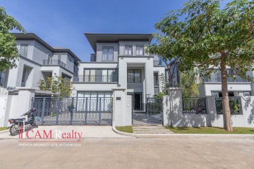 6 Bedrooms Queen Villa For Sale In Chip Mong Grand Phnom Penh City