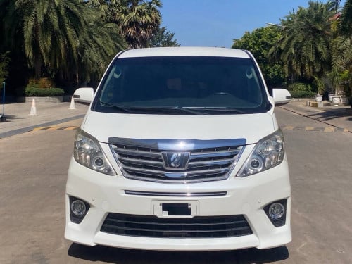 Alphard 2014
