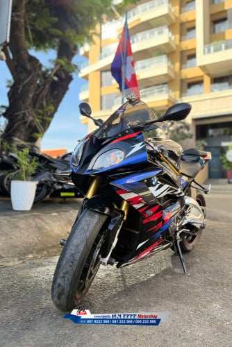 BMW S1000 RR 2018 - ម៉ូតូឃ្លាំងជប៉ុន (ក្រដាស់ពន្ធ១០០%)