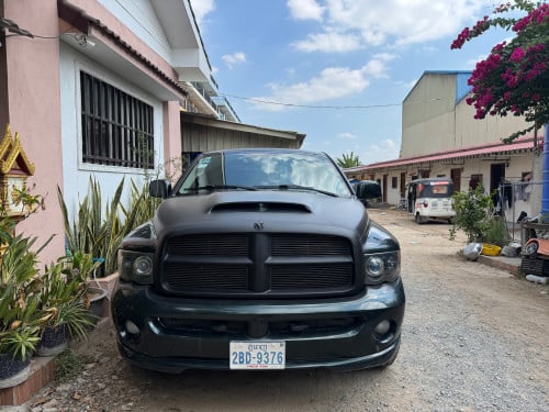 Dodge RAM 2004 សានុមហ្ស៊ិន ចង់លក់7000$ចរចាបាន