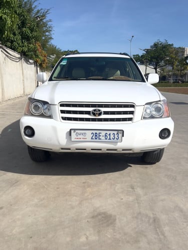 Highlander V4 ឆ្នាំ2002​ ប៉ុង1​ ពណស​ ក្នុងលឿង