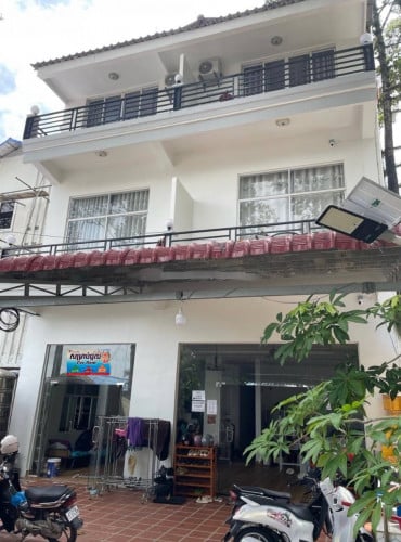 House for rent near Dolphin