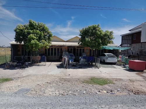 House for sale 4 ល្វែង 100000$ negotiate