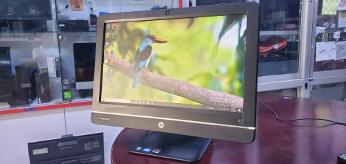 HP all in one / Core i3 / Ram 6G / SSD 120G / Screen 22 inch FHD ដើរលឿន នៅស្អាត