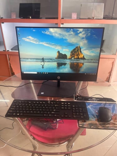 HP All In One G5  i5-9500  Ram 8 GB SSD 256 GB+500GB HDD M.2 21.5” Full HD IPS  $308