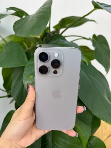 iPhone 15pro 256g LL/A