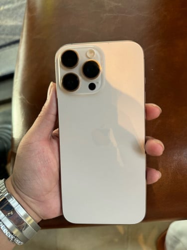 iPhone 16 pro max XA ថ្មី 99% ដាក់សុីម 1 E sim 256gb