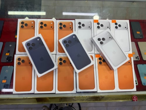 iPhone 17 pro max 256G  blue new LL( active)