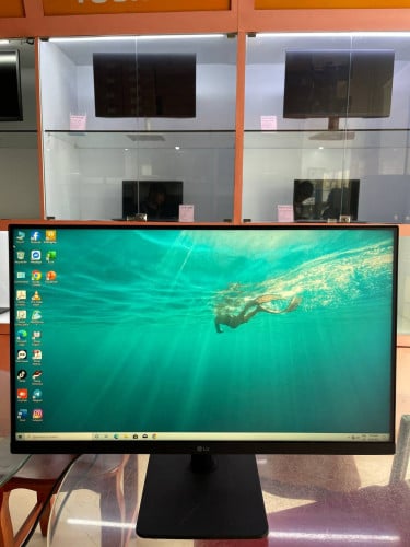 LCD LG 24'' Full HD IPS $50