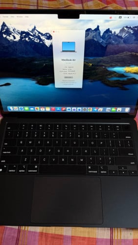 MacBook Air M2 (RAM16GB)
