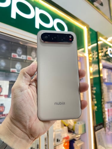 Nubia Air Ram8G+12G/256G 99% full set box សំនុំហ្សុីនទាំងអស់តម្លៃល្អ