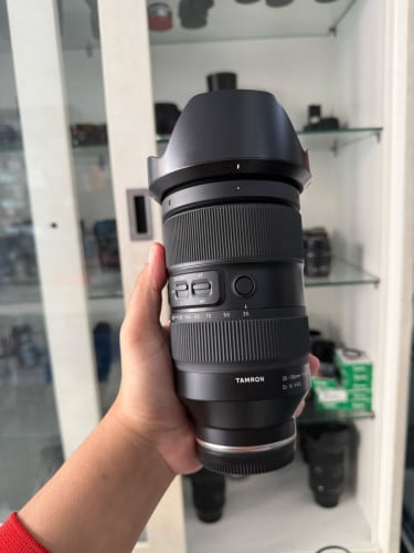 Tamron 35-150mm F2-2.8 Sony 99%