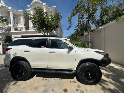 Toyota fortuner 2019 diesel
