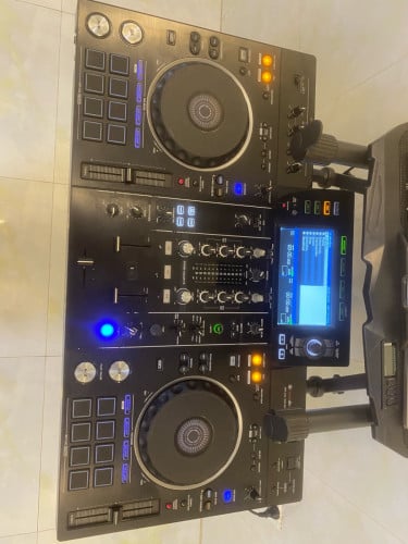 Urgent sale, money to change series