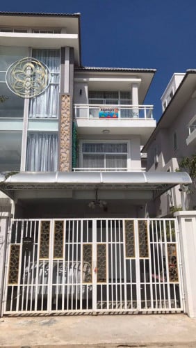 Villa for rent at Orkide