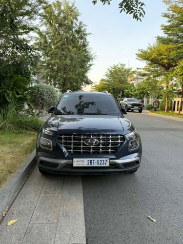 Hyundai Venue 2022 ឡានម្ចាស់ដើម