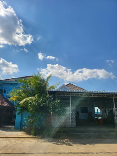 ផ្ទះវីឡាកូនកាត់លក់