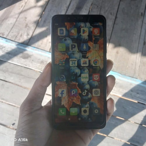 នៅល្អទាំងអស់ថ្មកាន់លក់ដូសេរី