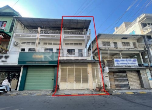 ផ្ទះអាជីវកម្មសម្រាប់ជួលនៅម្តុំសាលាសន្ធរម៉ុក,ទួលគោក / Shop House for Rent at Toul Kouk