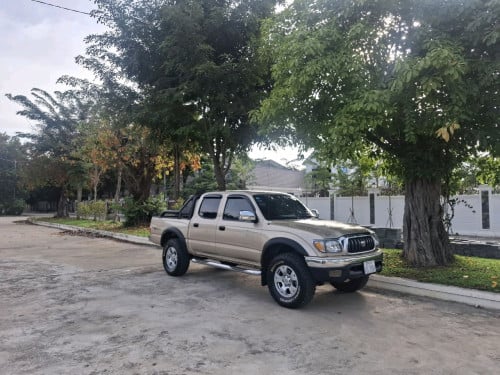 ឡានលក់ Takoma ឆ្នាំ2001 ឡានស្អាត ម៉ាស៊ីសំណុំស៊ីន