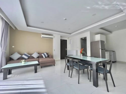 2Bedroom Swimming pool Serviced apartment with Gym for rent near BKK market