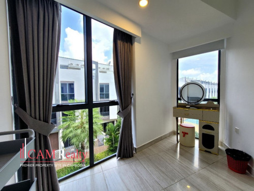 4 Bedrooms Cluster Villa For Rent In Borey The Palms