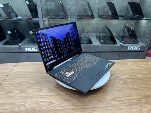 Asus Tuf gaming F15 FX506 (Gaming&Design)