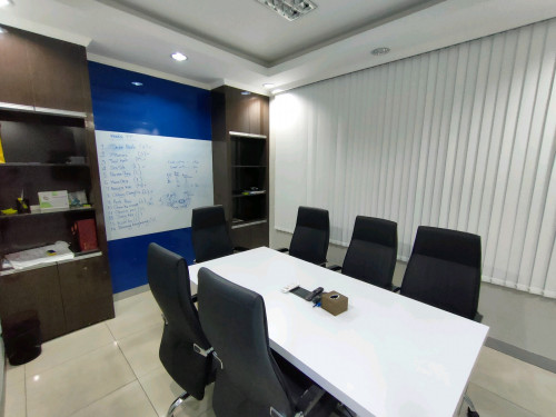 Builidng for rent (near Olympic Stadium)