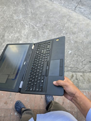 Dell latitude 5570