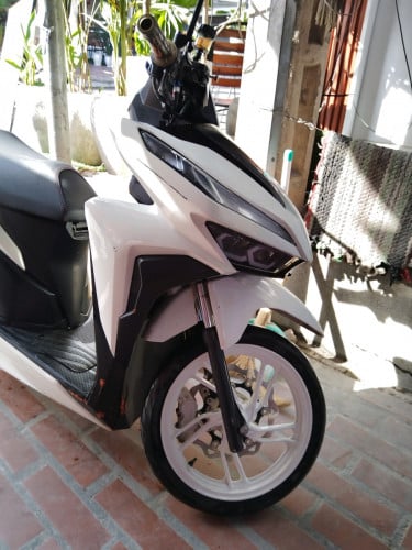 Honda click 150cc 2020 smart key ថៃ លេងហើយ មានកាតគ្រីត្រឹមត្រូវ លក់ប្រញាប់លុយបង់ធនាគារ