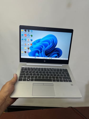 HP Elitebook 830 G6 i5 th8 ram8 m’2 256gb