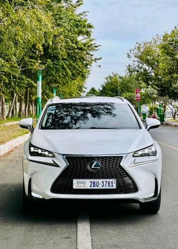 Lexus Nx2016 f-sport Arab