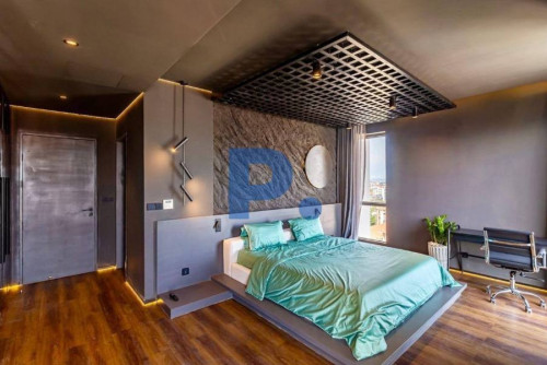 Luxurious 2 Bedrooms Condo for RENT with Gym and Swimming Pool