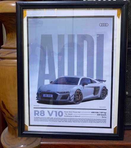 Poster + Frame ទំហំធំខ្នាតA3🖼️ 🏎️🔥Audi R8 V10