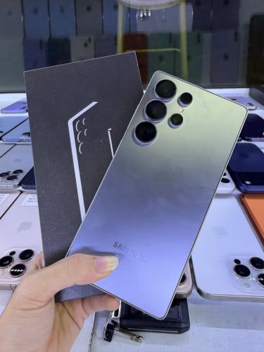 Samsung Galaxy S25 Ultra, 256GB + Ram 12GBនៅស្អាត99.99% ប្រេីសុីម2 VN, មានប្រអប់និងខែ្សសុីន