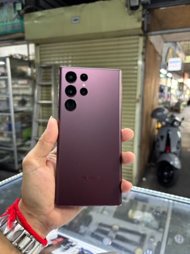 Samsung S22Utra 128G Ram8G sim2 global ម៉ាសុីនសានុំស្រុីនស្ទើរតួរតិចៗ