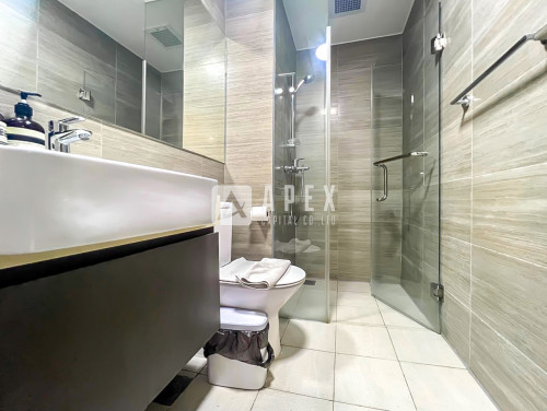 Service Hotel Apartment Three Bedrooms At The Peak For Rent