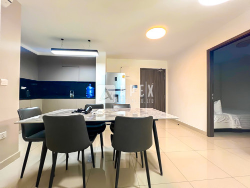 Service Hotel Apartment Three Bedrooms At The Peak For Rent