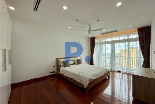 Spacious 3 Bedrooms Apartment for RENT in BKK1 with Gym and Swimming Pool