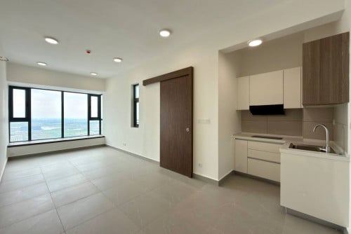 URGENT!!! Studio Condo for SALE in Urban Village Phase 2 on High Floor