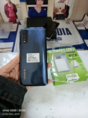 Vivo Y70s 5G ថែមឆ្នាំងសាកមួយឈុត