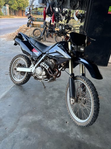 XR250cc ឆ្នាំ04