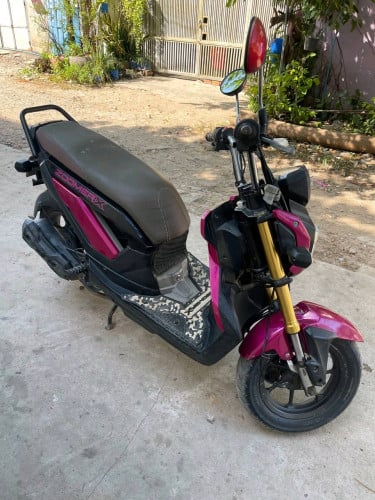 Zoomer X 015 លក់